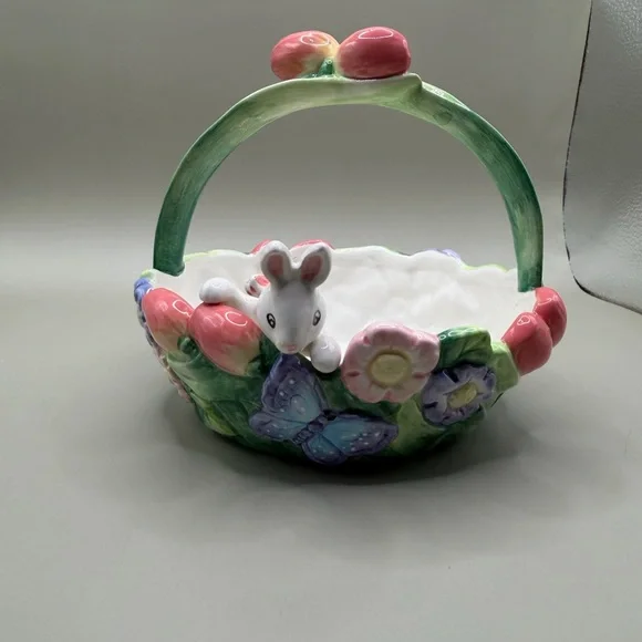 Fitz and Floyd Ceramic Basket with Bunny - Picture 2 of 5